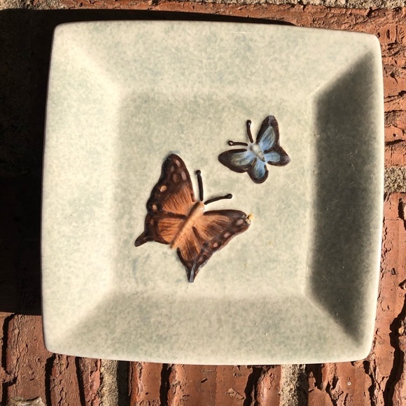 Set of 3 Small Square Ceramic Mini Plates Butterflies, Feathers & Pinecones - Picture 2 of 6